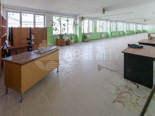 Аренда помещения свободного назначения 1032.1 м²