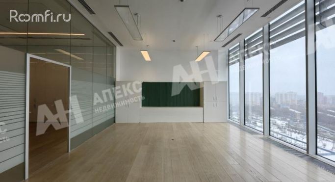 Аренда офиса 3658 м², Ленинградская улица - фото 2