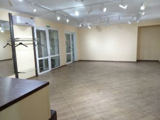 Аренда торгового помещения 96 м²