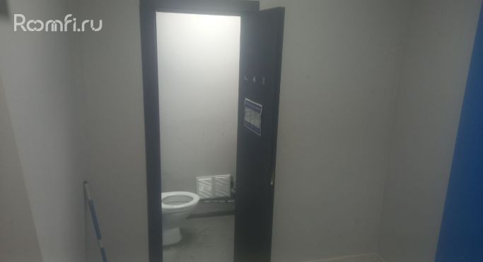 Аренда торгового помещения 72 м², площадь Свободы - фото 4