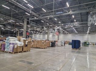 Аренда помещения свободного назначения 7650 м²