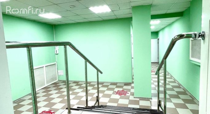 Аренда торгового помещения 97.3 м², Центральная улица - фото 1