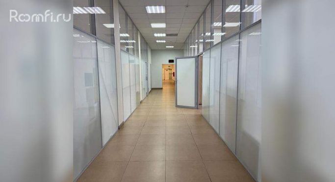 Аренда помещения свободного назначения 560 м², проспект Космонавтов - фото 3