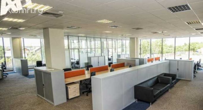 Аренда офиса 2800 м², Центральная улица - фото 2