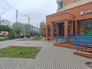 Аренда помещения свободного назначения 300 м²
