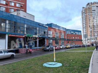 Аренда торгового помещения 240 м²