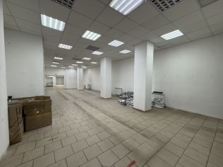 Аренда помещения свободного назначения 247 м²