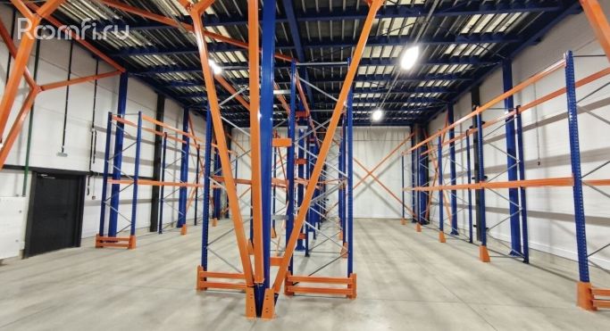 Аренда склада 256 м², Коммунальная улица - фото 2