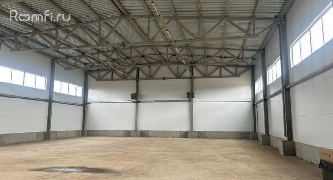 Аренда помещения свободного назначения 1000 м², Советская улица - фото 1