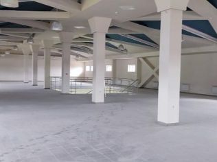Аренда торгового помещения 833 м²