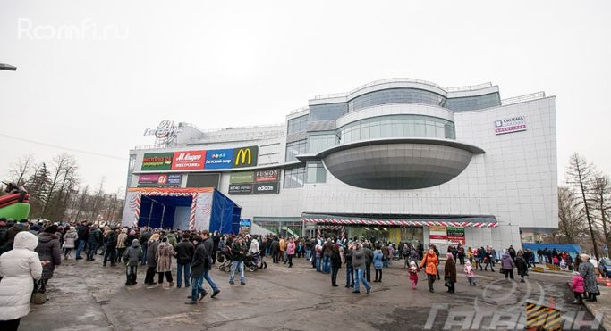 Торгово-развлекательный центр «Гагарин» - фото 1