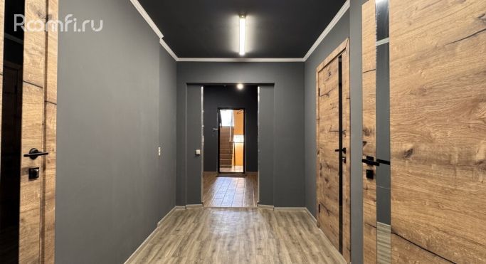 Продажа торгового помещения 520 м², Красная улица - фото 2