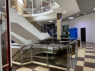 Аренда торгового помещения 350 м²