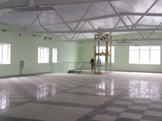 Аренда торгового помещения 950 м²