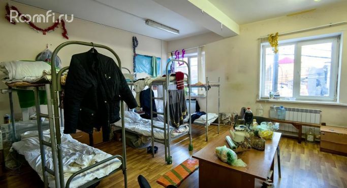 Аренда помещения свободного назначения 1300 м², Фабричная улица - фото 1