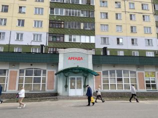 Аренда торгового помещения 400 м²